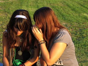 gossip girls secret whisper 300x225 1